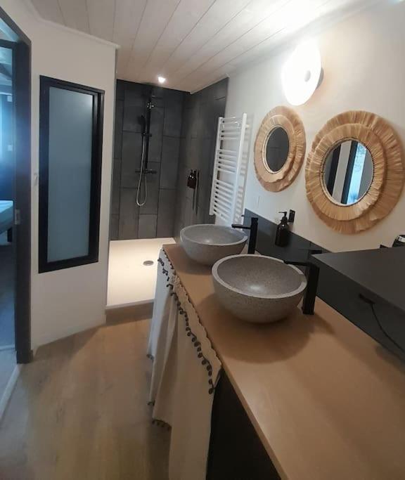 Maison 46 M2 Avec Jacuzzi Privatif Couvert Proche Ocean Hébergement de vacances *