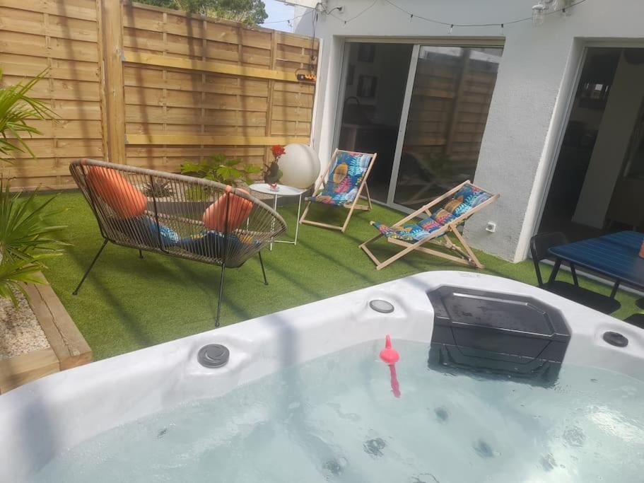 Maison 46 M2 Avec Jacuzzi Privatif Couvert Proche Ocean